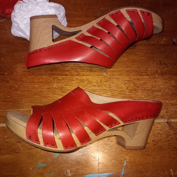 Dansko Leather Mule Clogs open toe Red size 37uk, 7us - Picture 6 of 9